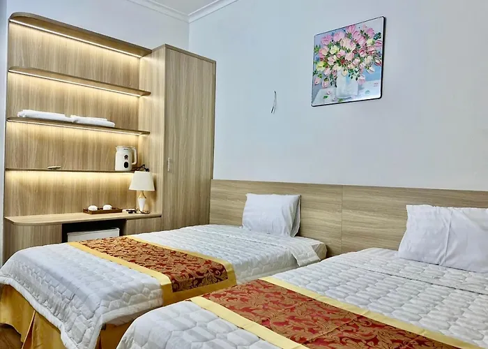Traly Hotel