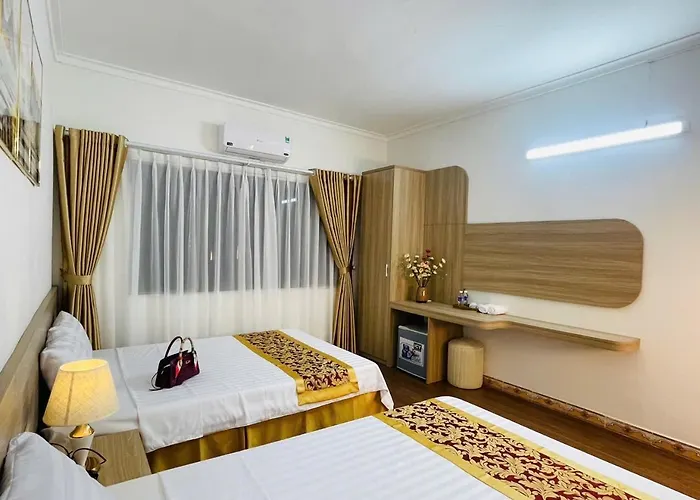 Traly Hotel *